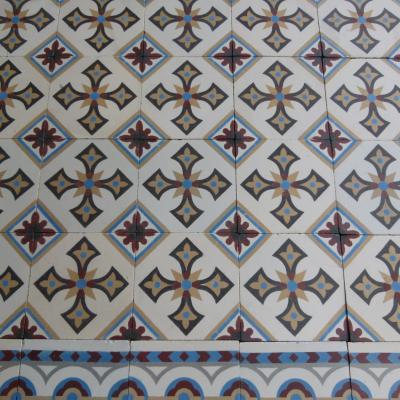 Small 4m2 antique St Remy Belgian floor