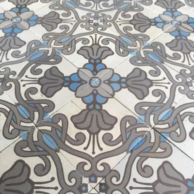 9.4m2 art nouveau Belgian ceramic floor - pre 1912