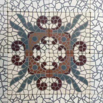 Superbly detailed 17m2 French mosaic themed ceramic floor