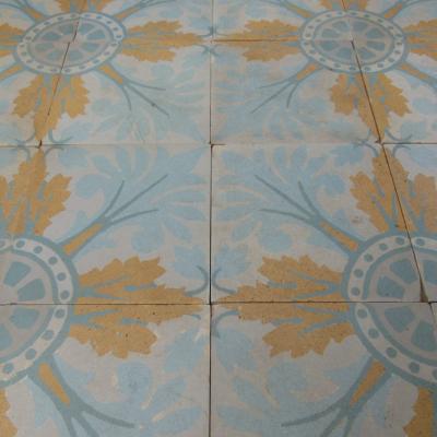 c.5.75m2 / 62 sq ft. French Douzies Maubeuge ceramic