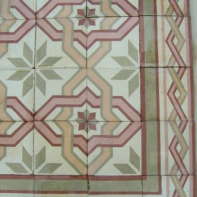 11m2 antique French carreaux de ciments floor tiles with original borders