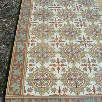 Douzies Maubeuge ceramic encaustic floor in Autumnal colours 