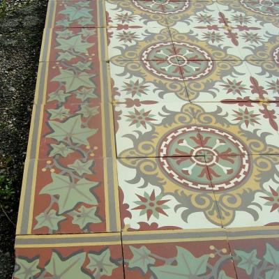 Douzies Maubeuge ceramic encaustic floor in Autumnal colours 