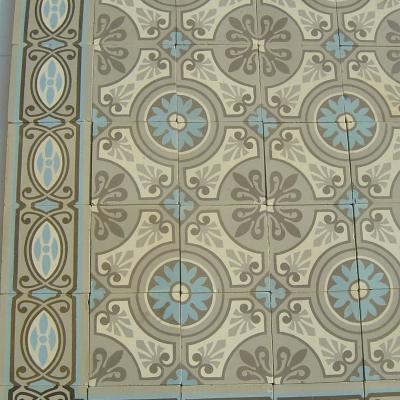 15m2+ antique ceramic floor in sky blue, grey and cream