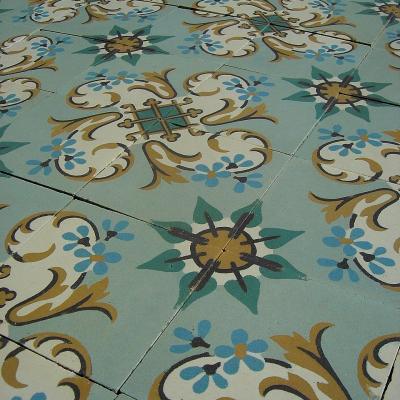 21m2 / 225 sq ft Art Nouveau French ceramic encaustic floor with original borders