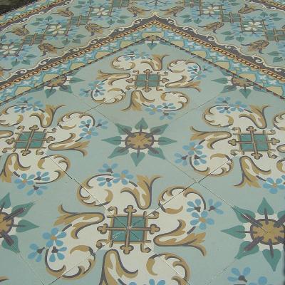 22m2 / 235 sq ft Art Nouveau French ceramic encaustic floor with four border tile layout