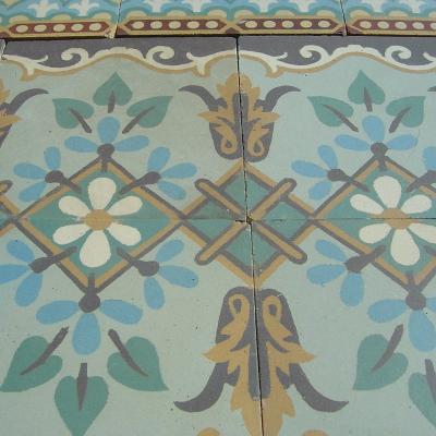 22m2 / 235 sq ft Art Nouveau French ceramic encaustic floor with four border tile layout