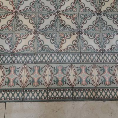 10m2 antique art nouveau floor with triple borders