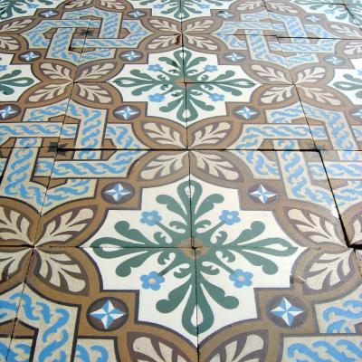 16m2 / 172 sq ft Belgian St. Ghislain ceramic encaustic floor with double borders