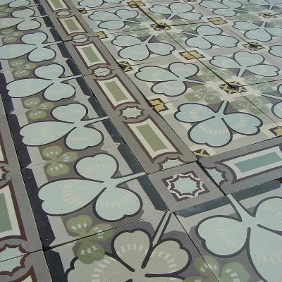 A unique and impressive clover themed French floor c.1905