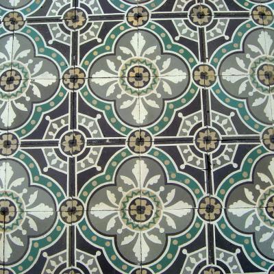 Antique Maufroid Freres et Soeur gres cerame floor with borders 1879-1912