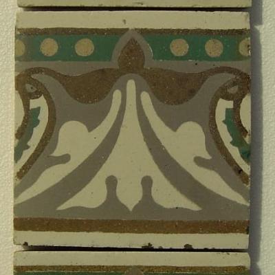 Antique Maufroid Freres et Soeur gres cerame floor with borders 1879-1912