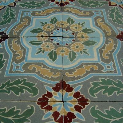 17.5m2 / 190 sq ft - Exquisite antique Belgian ceramic encaustic floor c.1910