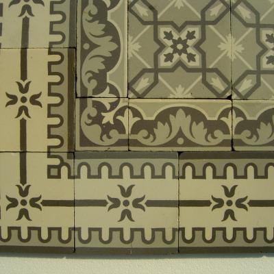 Small French ceramic encaustic floor - lattice design in beige