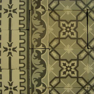 Small French ceramic encaustic floor - lattice design in beige