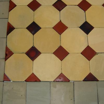 7.25m2 antique ceramic octagon tile with burgundy inserts c.1910