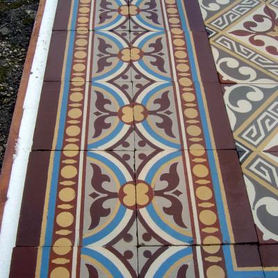 5.2m2 Antique French ceramic floor complete with double border tiles c.1915-1920