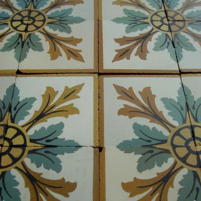 Up to 20m2 of late 19th century antique Boch Freres ceramic tiles 