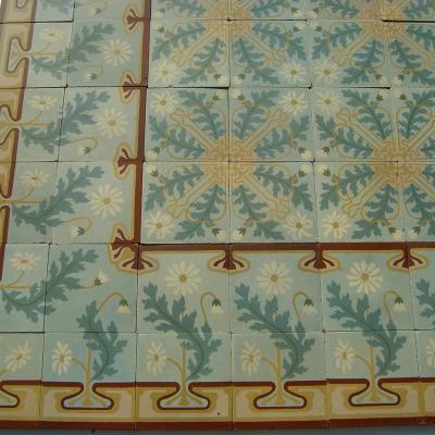 12m2 French Art Nouveau ceramic floor with striking double borders