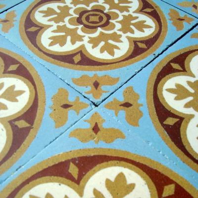 2m2 Douzies Maubege ceramic encaustic floor