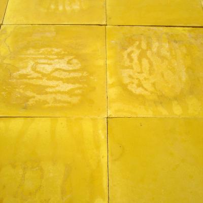 3m2 of egg yolk yellow carreaux de ciments tiles