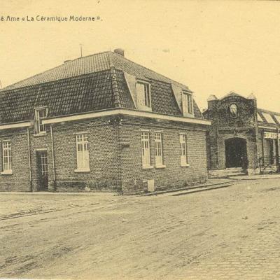 A 19.7m2 Belgian ceramic with triple borders c.1919