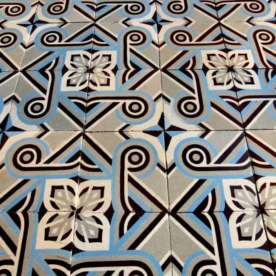 10.2m2 Octave Colozier ceramic encaustic floor with harlequin borders - 1913