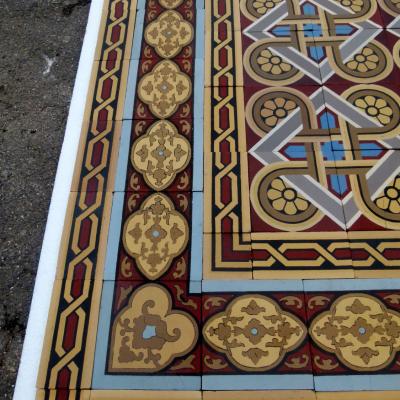 22.75m2 Fine antique Boch Freres ceramic floor - beautiful symmetry - c.1850 - 1860