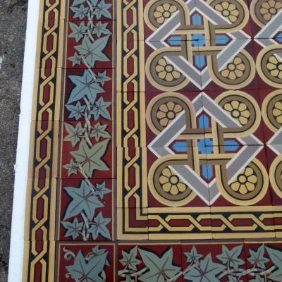 22.75m2 Fine antique Boch Freres ceramic floor - beautiful symmetry - c.1850 - 1860