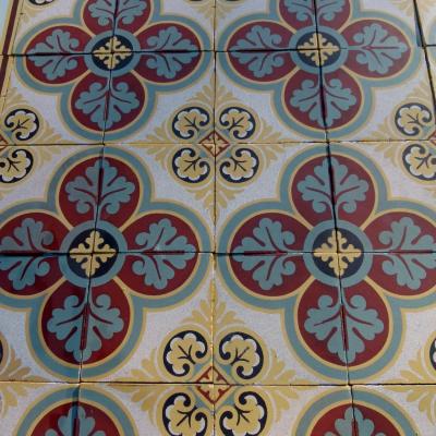 Magnificent and rare Douvrin floor c.1900 - 18m2