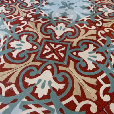 6.7m2 ornate ceramic French floor with original borders c.1915-1920