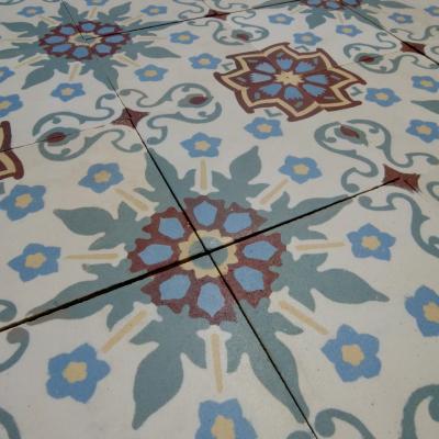 Pretty antique ceramic French floor with triple borders c.1900-1920