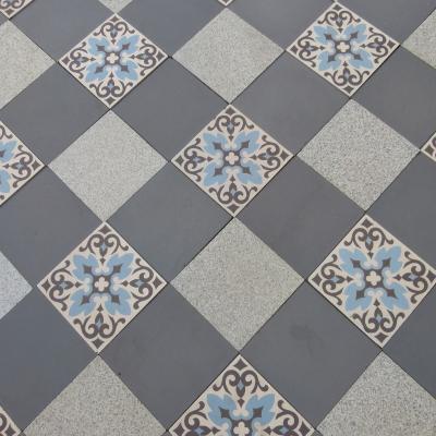 17m2+ antique ceramic French damier floor with single border frame