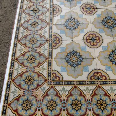 c.12m2 to 17m2 antique Maubeuge ceramic floor with rich double borders