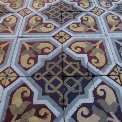 4.25m2 - Beautiful handmade Boch Freres ceramic floor tiles - late 19th Century