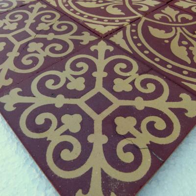 Small French Morialme ceramic floor - Neo-Gothic design and palette