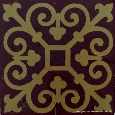 Small French Morialme ceramic floor - Neo-Gothic design and palette