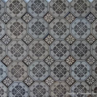 15.75m2 antique Villeroy and Boch octagon ceramic floor with cabochons - 1946 