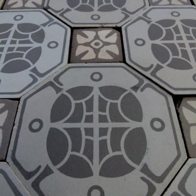 15.75m2 antique Villeroy and Boch octagon ceramic floor with cabochons - 1946 