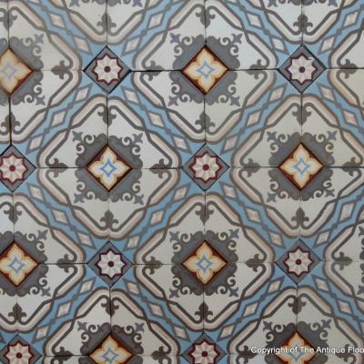 14.5m2 / 155 sq. ft antique ceramic octagon floor with triple borders