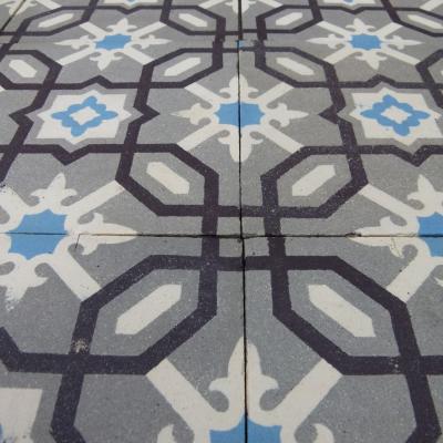 9.25m2 Maufroid Freres et Soeur ceramic floor with borders