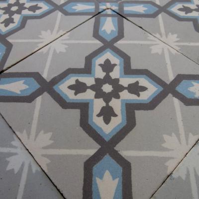 An 8.2m2+ antique ceramic floor with double and single borders