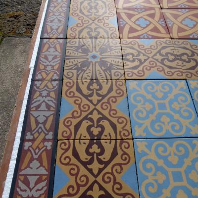 16.75m2 French ceramic floor featuring six different tiles c.1900-1930