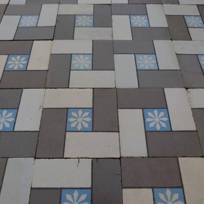 Small, 7.3m2 antique French ceramic floor