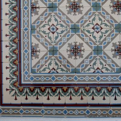 Beautifully tessellating Belgian ceramic floor with triple borders - 11.5m2 