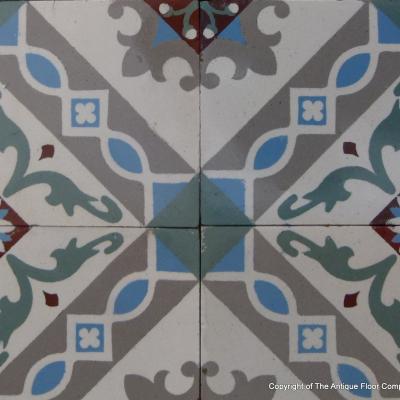 Beautifully tessellating Belgian ceramic floor with triple borders - 11.5m2 