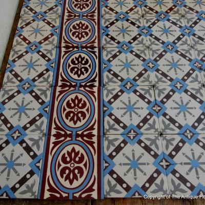 3.5m2 antique ceramic Belgian floor with same size borders