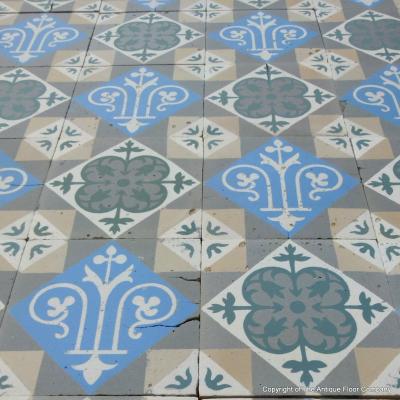 Small, 6.5m2+, Maufroid Freres et Soeur floor with a rich patina - 1879-1912