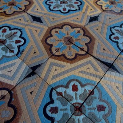 Late 19th century Boch Freres ceramic floor - 6.2m2