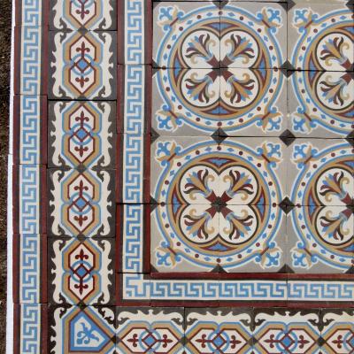 10.75m2+ / 115 sq ft antique ceramic Chimay floor with triple borders